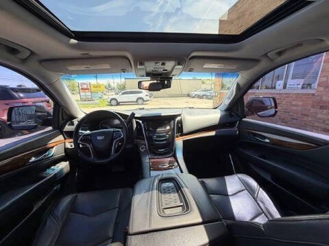2016 Cadillac Escalade ESV Luxury Collection
