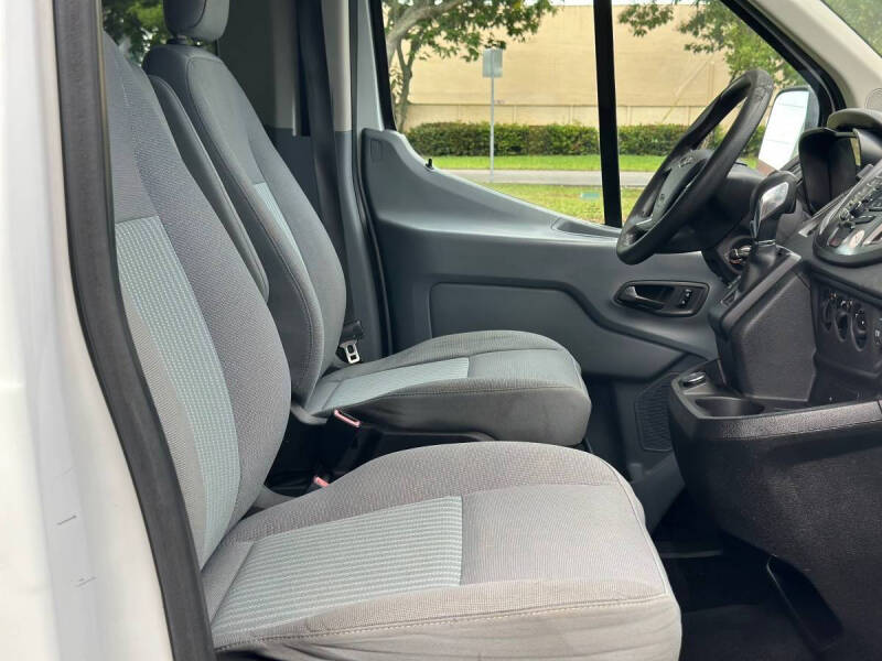 2017 Ford Transit 150