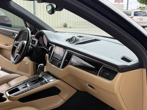 2018 Porsche Macan S