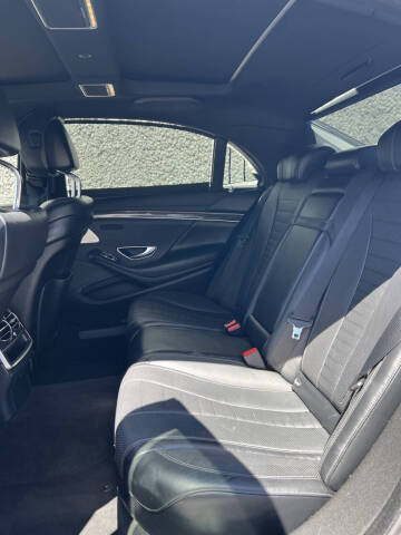 2015 Mercedes-Benz S-Class S 550