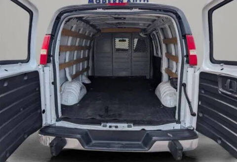 2018 GMC Savana 2500