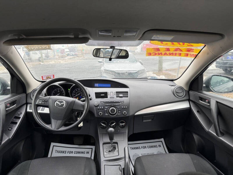 2013 Mazda MAZDA3 i SV