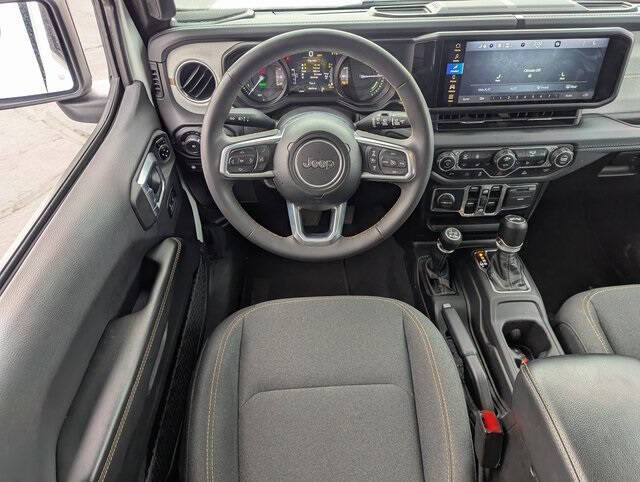 2024 Jeep Wrangler Sahara 4xe