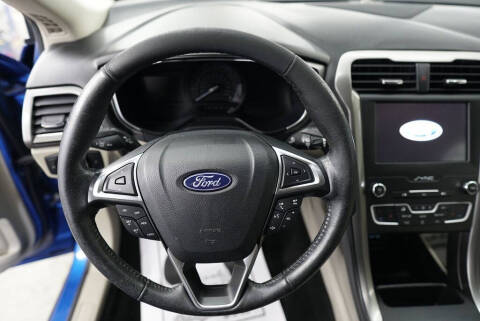 2020 Ford Fusion SEL