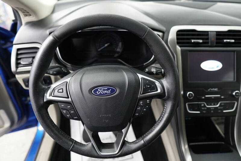 2020 Ford Fusion SEL