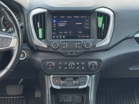 2022 GMC Terrain SLT