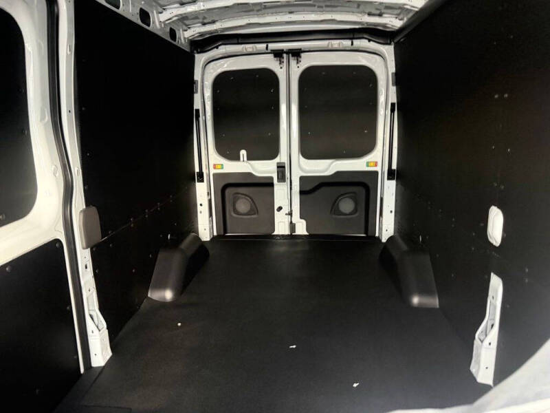 2026 Ford Transit 250