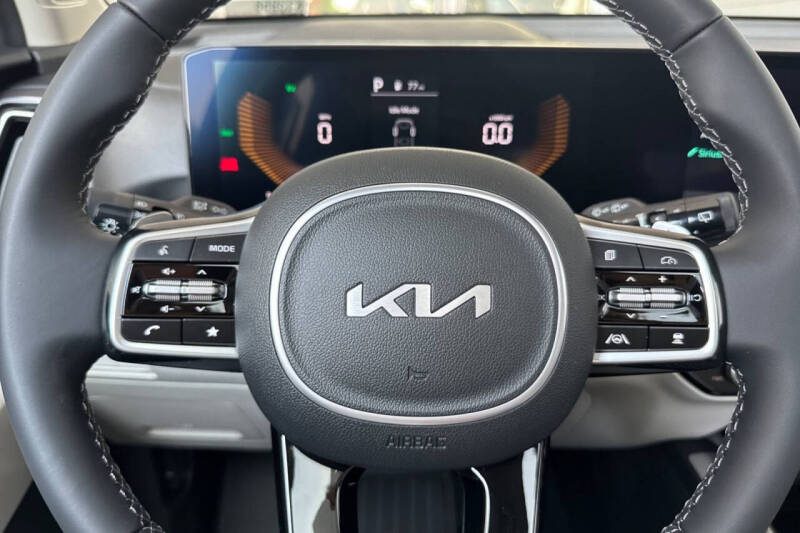 2025 Kia Sorento Hybrid EX