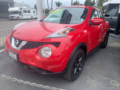 2015 Nissan JUKE for sale at PACIFICO AUTO SALES in Santa Ana CA