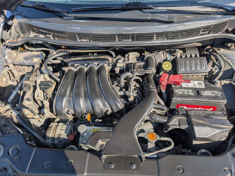 2012 Nissan Versa 1.8 S