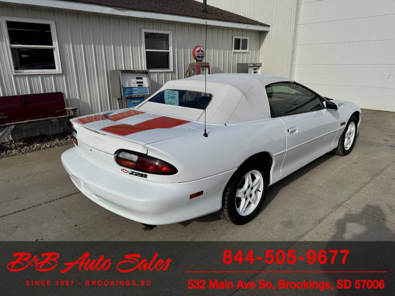 1997 Chevrolet Camaro 19