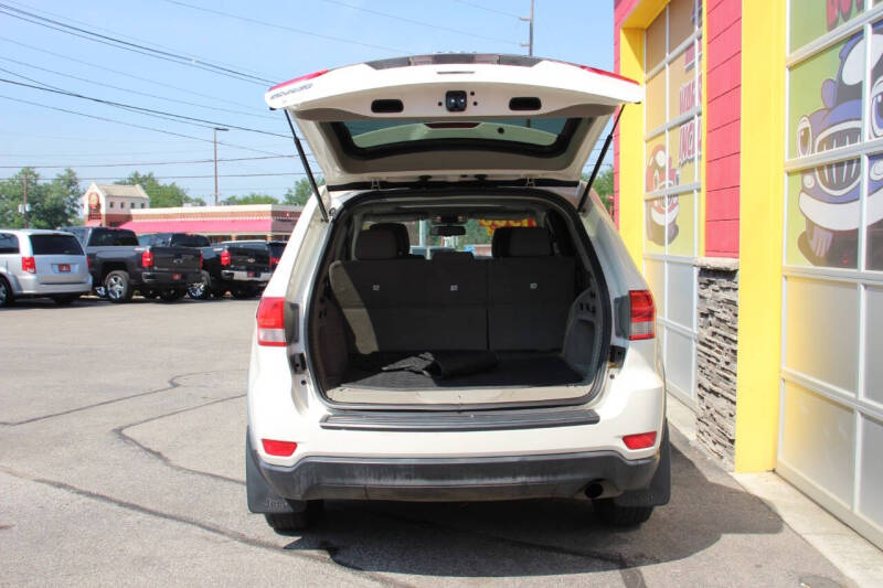 2011 Jeep Grand Cherokee Laredo