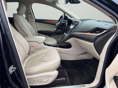 2019 Lincoln MKC Select