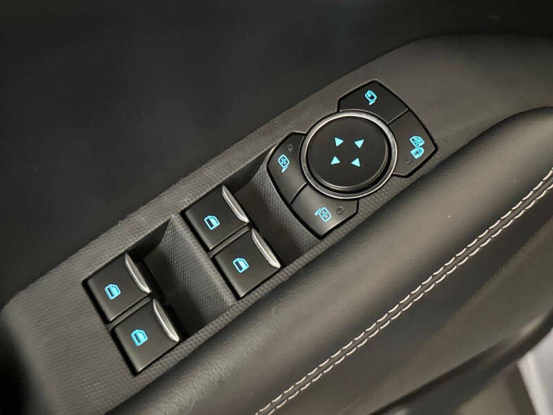 2022 Ford Mustang Mach-E Select