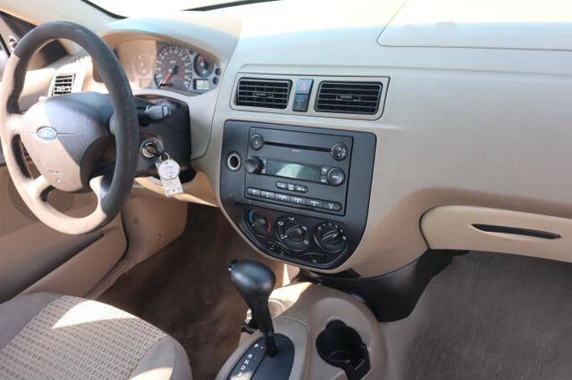 2007 Ford Focus ZX4 SE