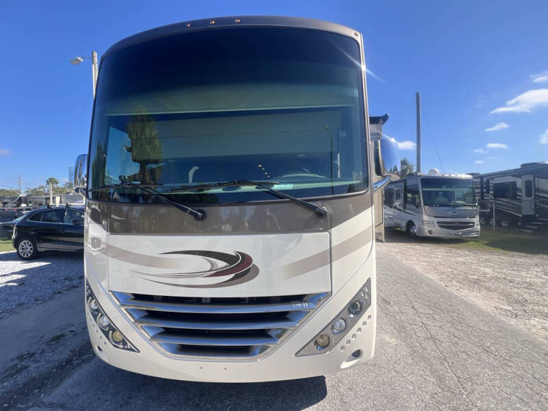 2019 Thor Motor Coach Hurricane