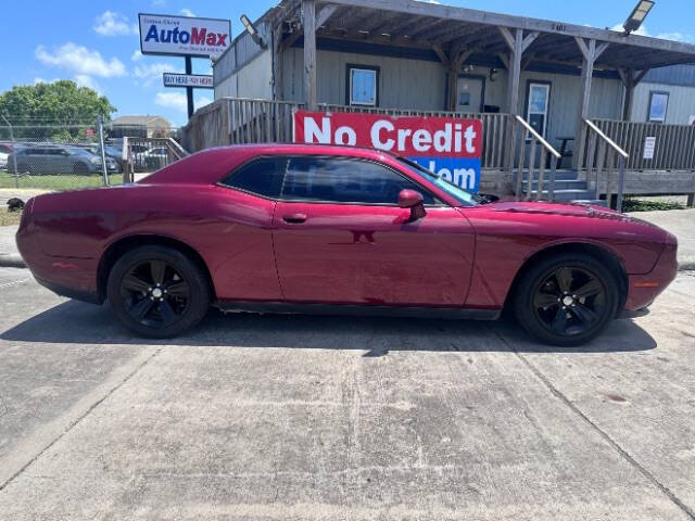 2017 Dodge Challenger SXT