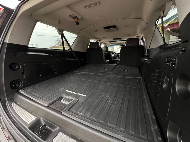 2017 Cadillac Escalade ESV Premium Luxury