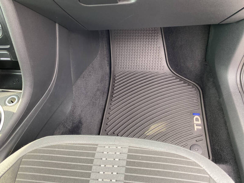 2014 Volkswagen Beetle R-Line