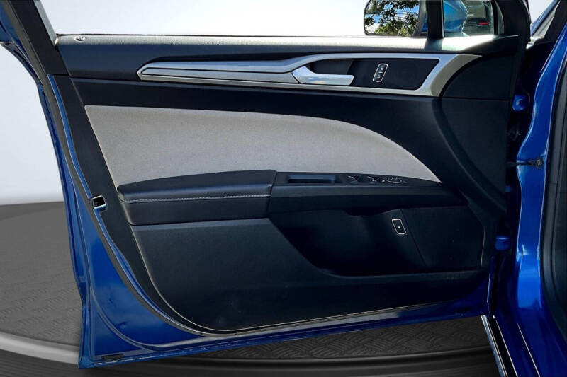 2018 Ford Fusion Hybrid S