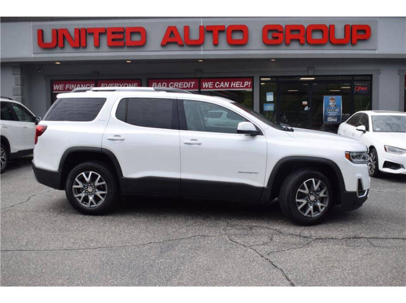 2023 GMC Acadia SLT