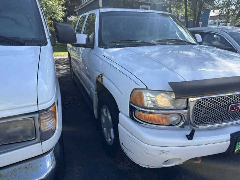 2001 GMC Yukon XL Denali