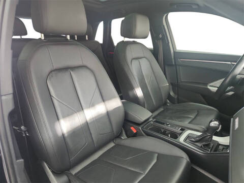 2023 Audi Q3 quattro S line Prem Plus 45 TFSI