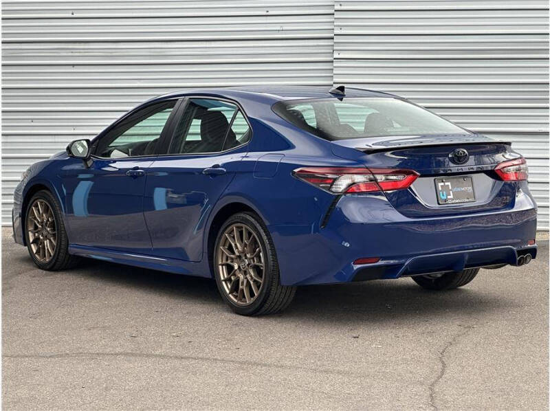 2024 Toyota Camry SE Nightshade