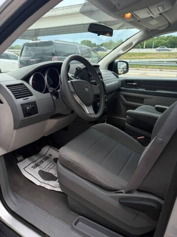 2009 Dodge Grand Caravan SE