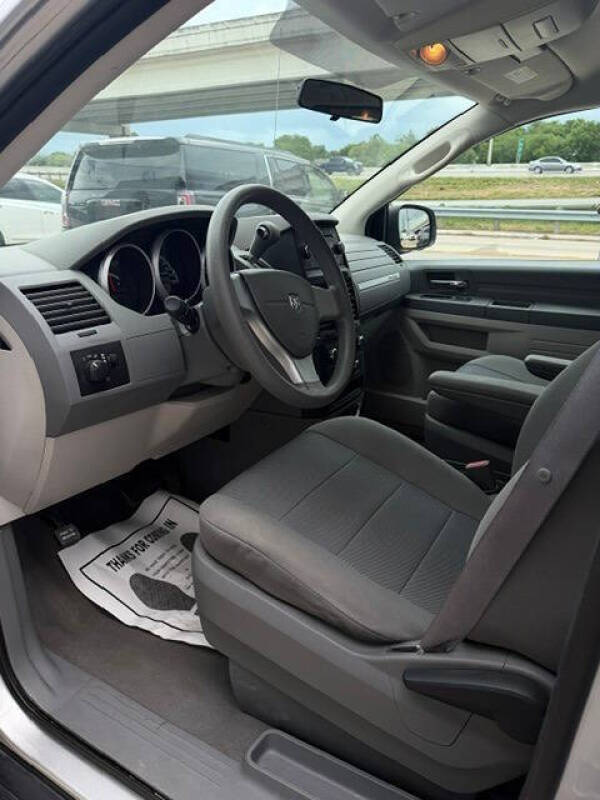 2009 Dodge Grand Caravan SE