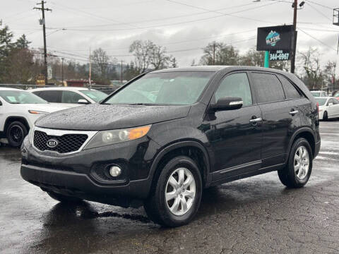 2013 Kia Sorento for sale at ALPINE MOTORS in Milwaukie OR