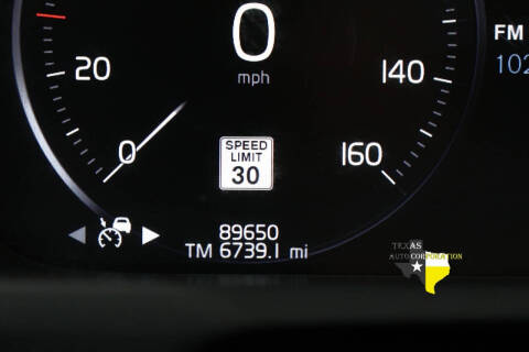 2020 Volvo XC90 T5 Momentum