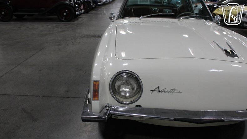 1964 Studebaker Avanti