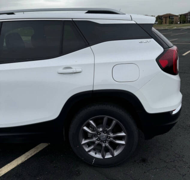 2023 GMC Terrain SLT