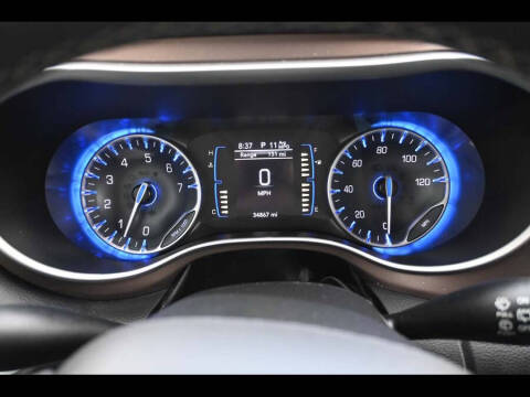 2024 Chrysler Voyager LX