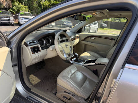2013 Volvo XC70 3.2