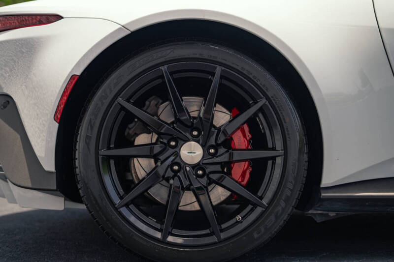 2019 Aston Martin Vantage