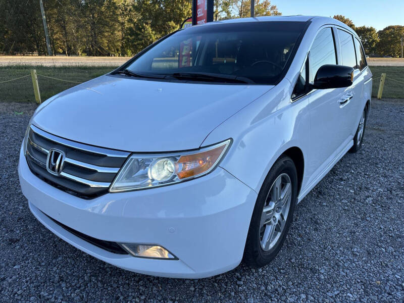 2012 Honda Odyssey Touring's photo
