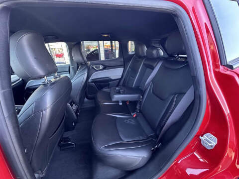 2023 Jeep Compass Latitude Lux