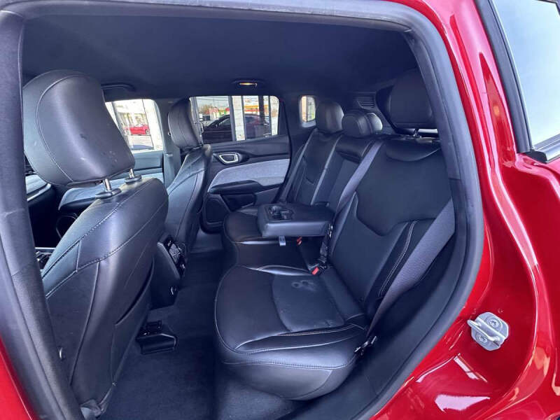 2023 Jeep Compass Latitude Lux