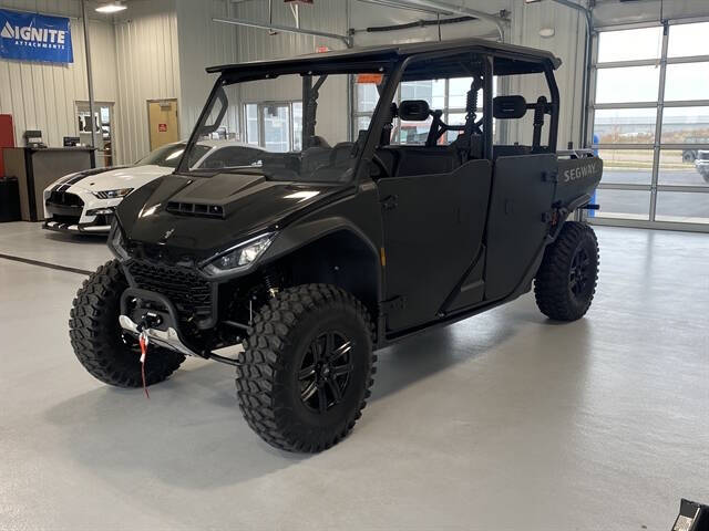 2025 Segway UT10 CREW