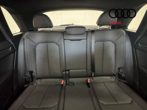 2025 Audi Q3 quattro S line Premium 45 TFSI