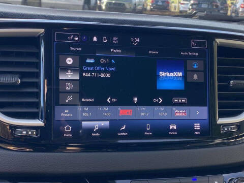 2023 Chrysler Pacifica Touring L
