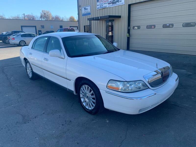 2003 Lincoln Town Car for sale at EMH Imports LLC in Monroe NC