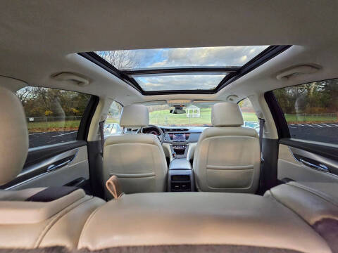 2017 Cadillac XT5 Premium Luxury