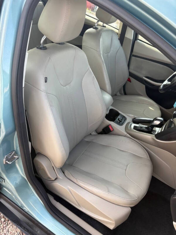 2012 Ford Focus SEL