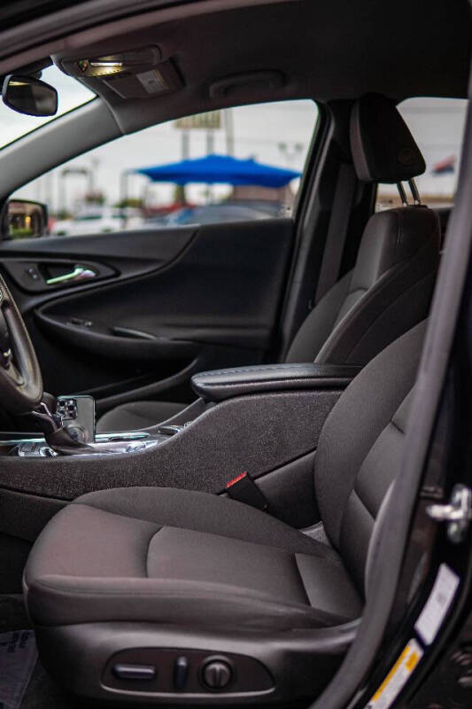 2024 Chevrolet Malibu LT