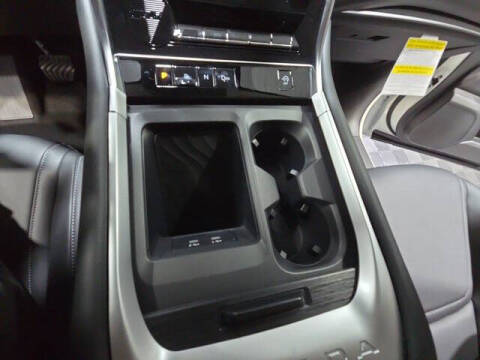 2025 Nissan Armada SV