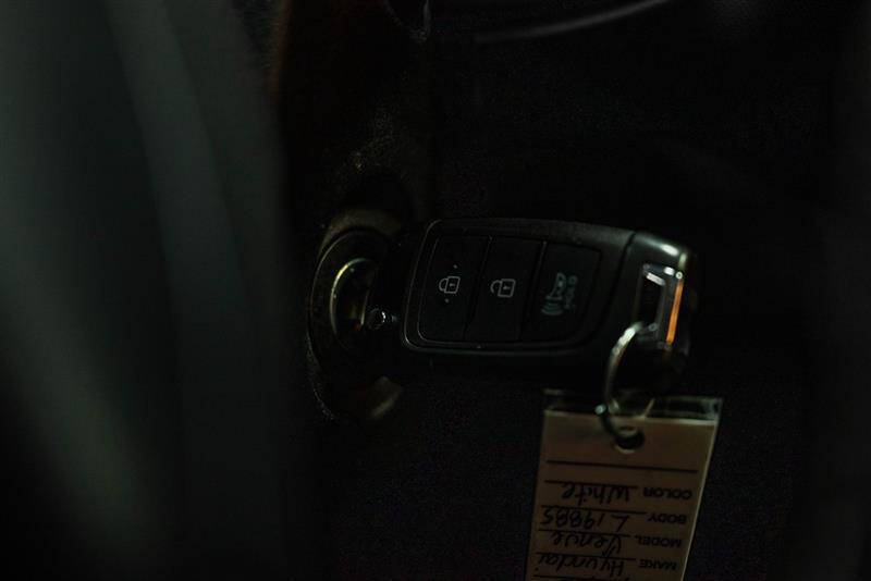 2022 Hyundai Venue SEL