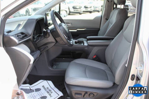 2023 Toyota Sienna XLE 7-Passenger